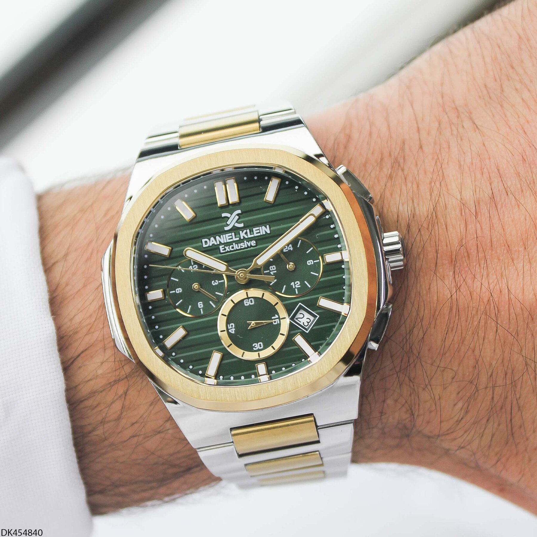 Daniel Klein DK453126 Steel Strap Men Watch