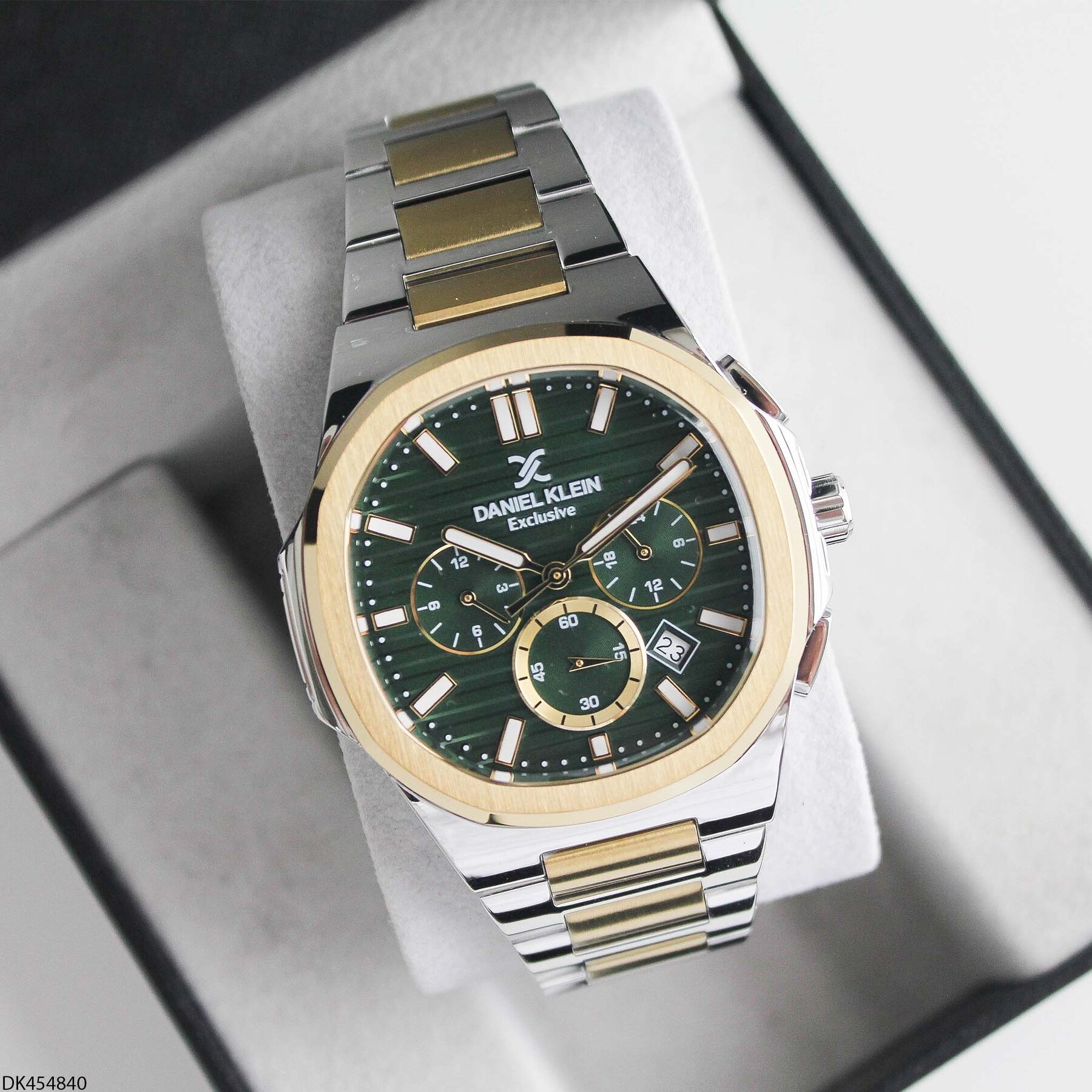 Daniel Klein DK453126 Steel Strap Men Watch