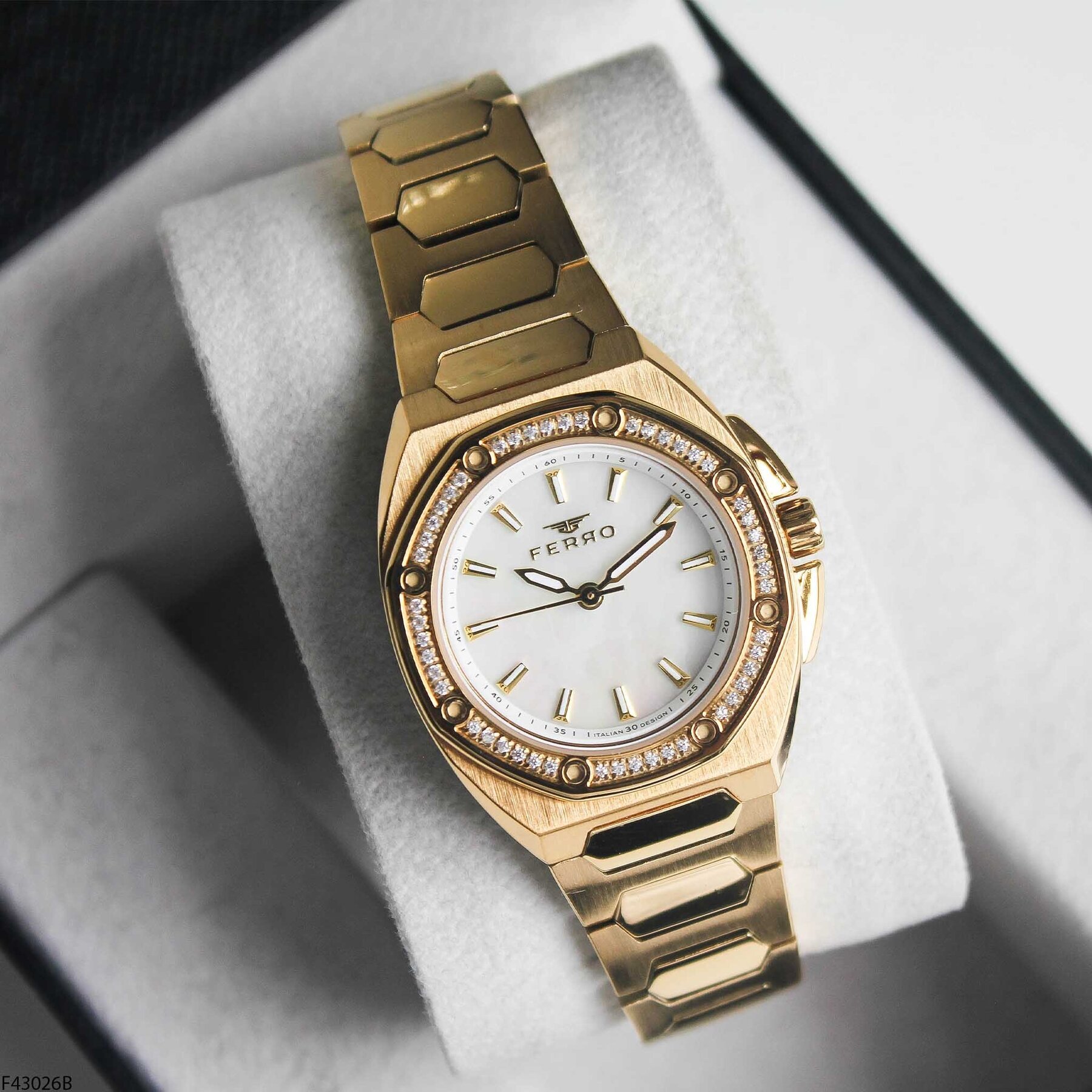 Ferro F43026B Steel Strap Women Watch