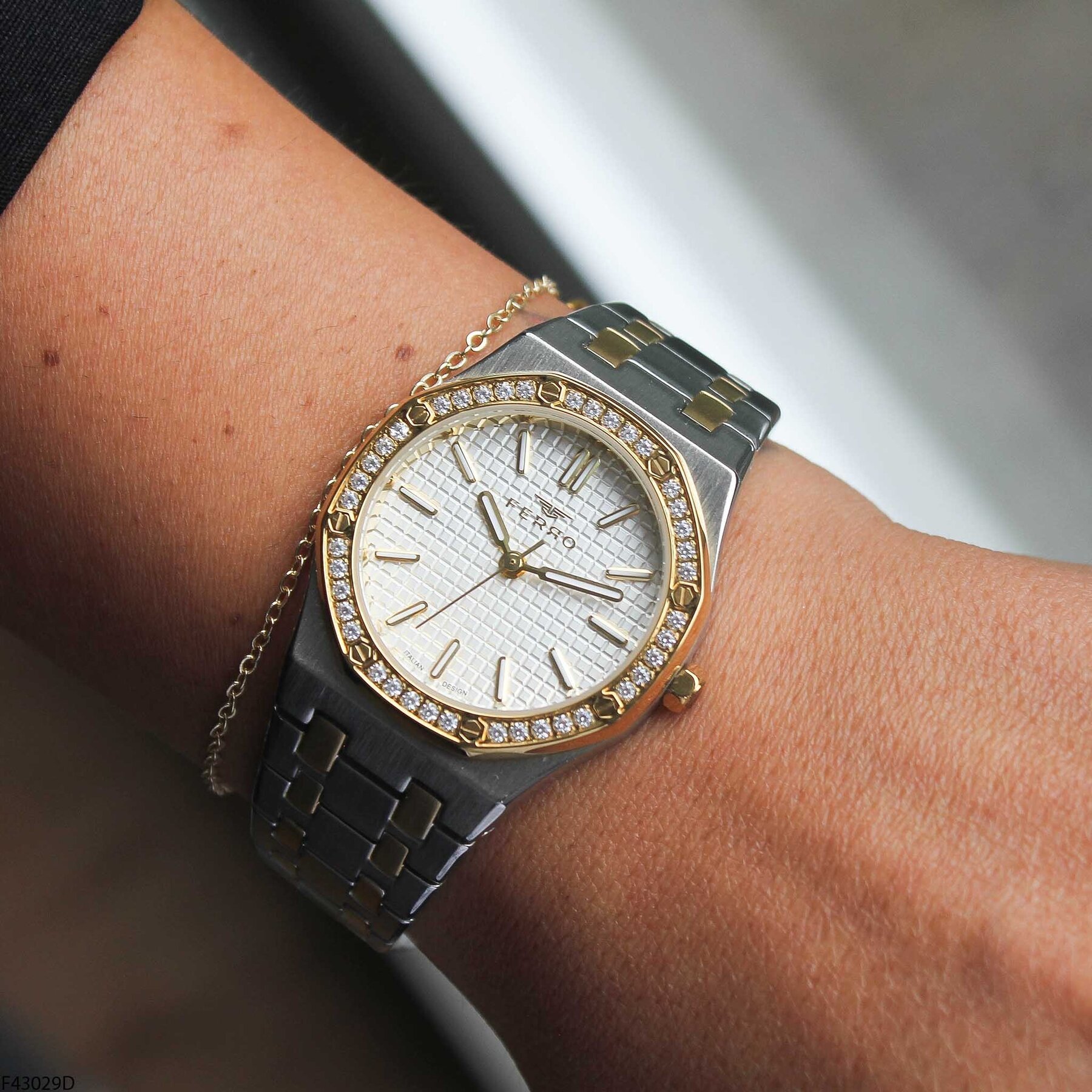 Ferro F43029D Steel Strap Women Watch