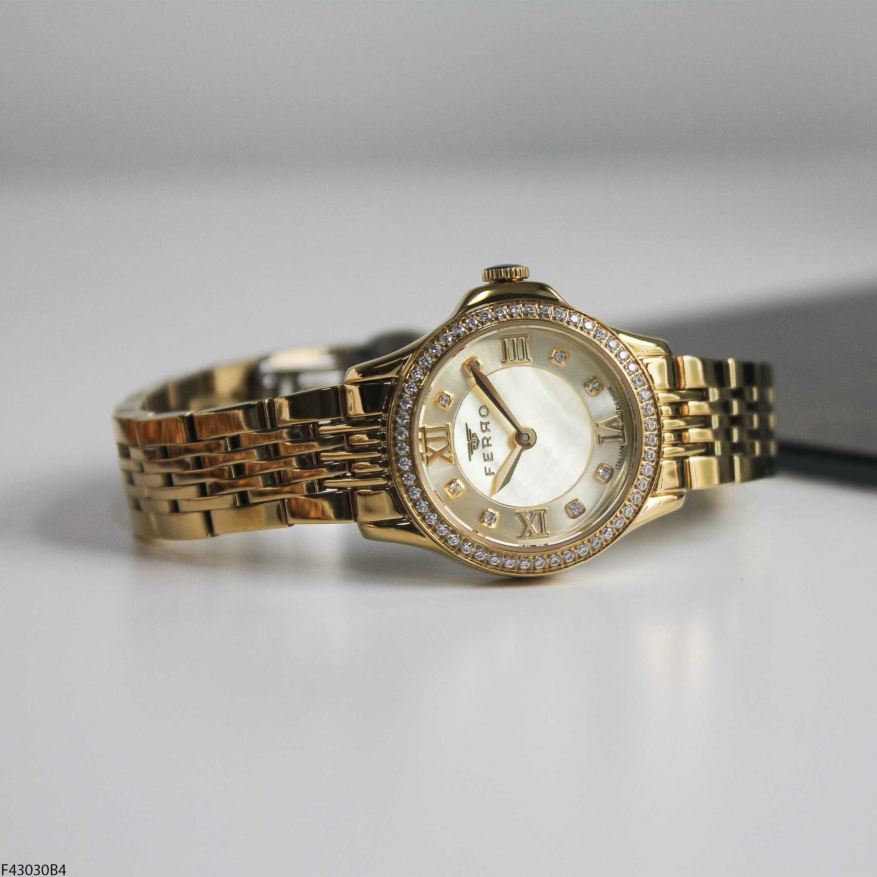 Ferro F43030B4 Steel Strap Women Watch