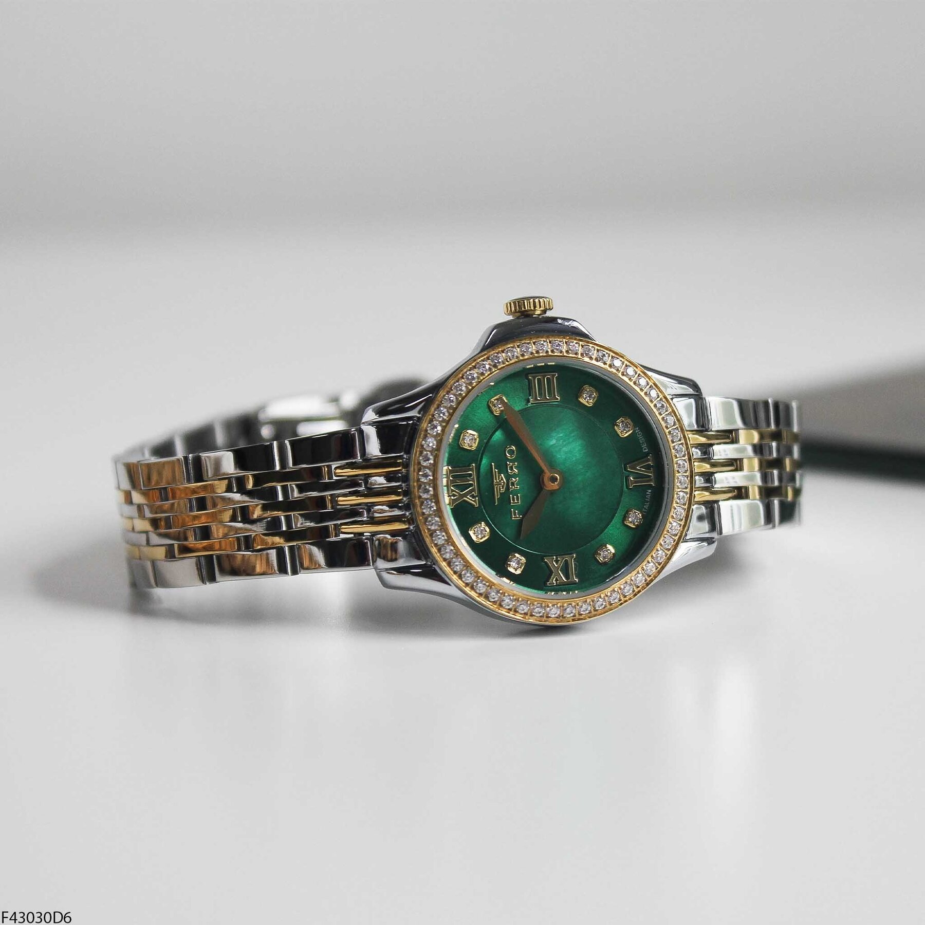 Ferro F43030D6 Steel Strap Women Watch