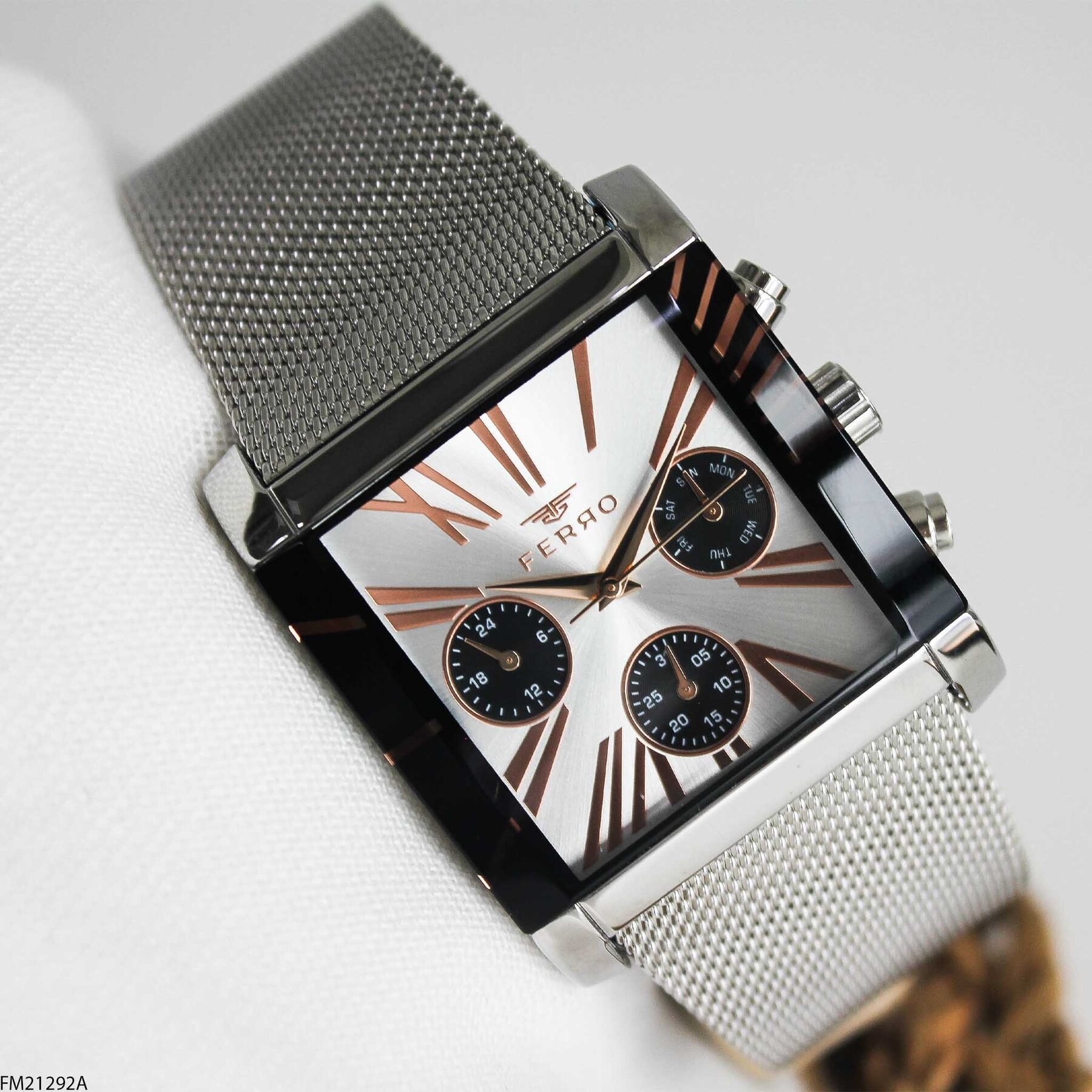 Ferro FM21292A Çelik Hasır Kordonlu Erkek Kol Saati