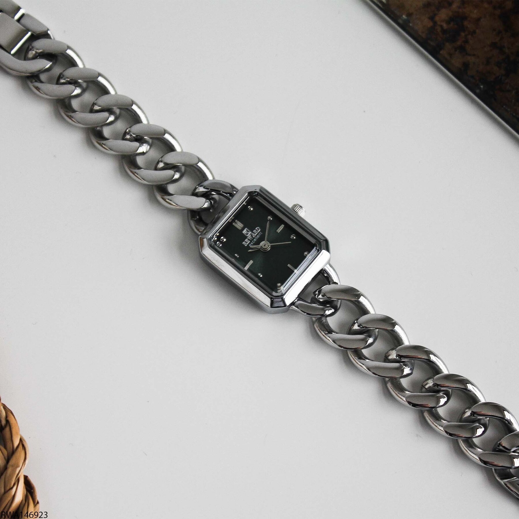 Reward RWA146964 Steel Strap Women Watch