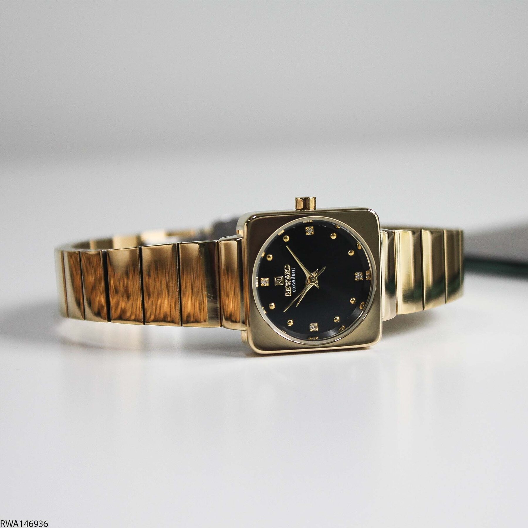 Reward RWA146964 Steel Strap Women Watch