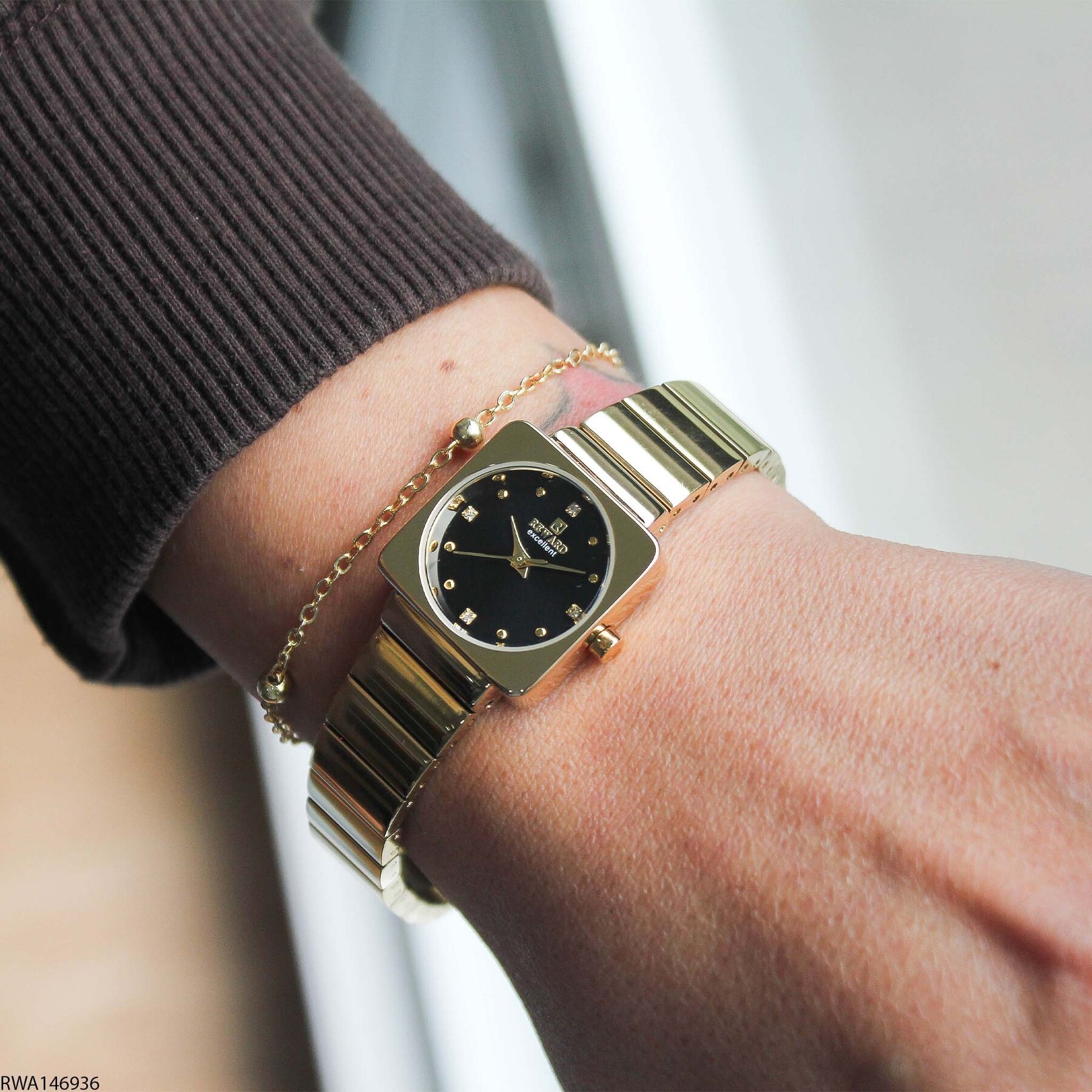 Reward RWA146964 Steel Strap Women Watch