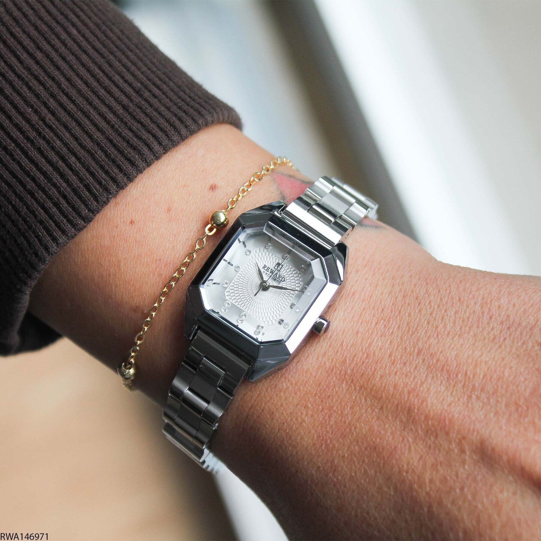 Reward RWA146964 Steel Strap Women Watch