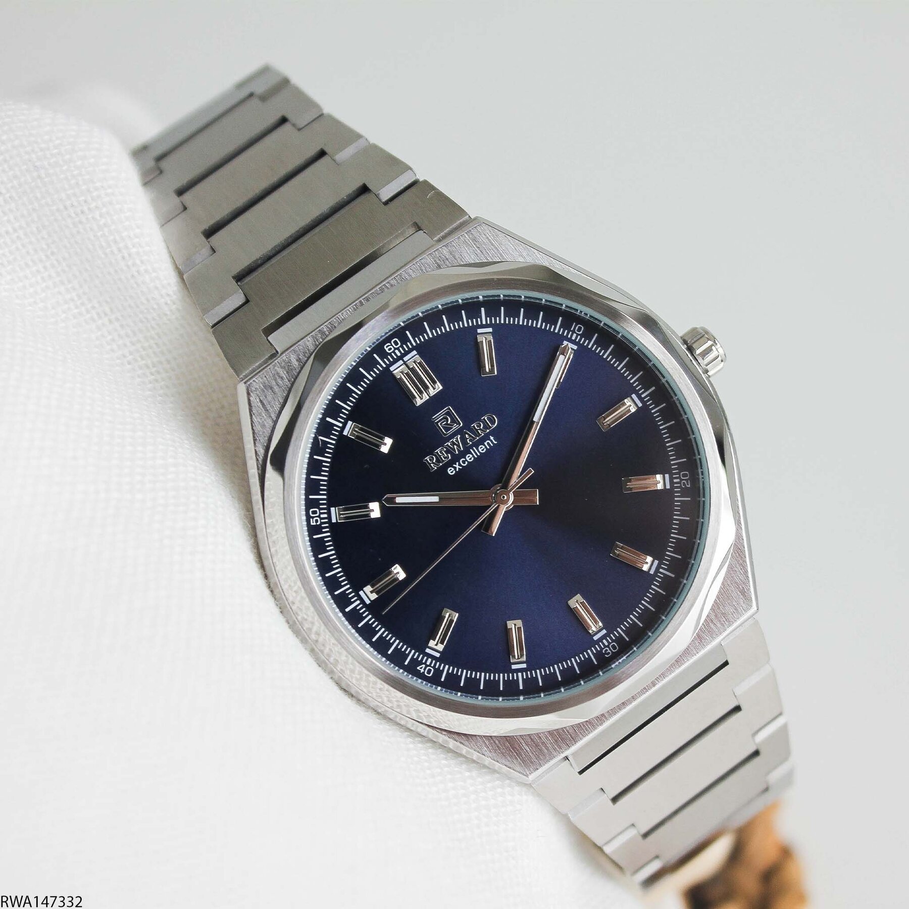 Reward RWA147154 Steel Strap Men Watch