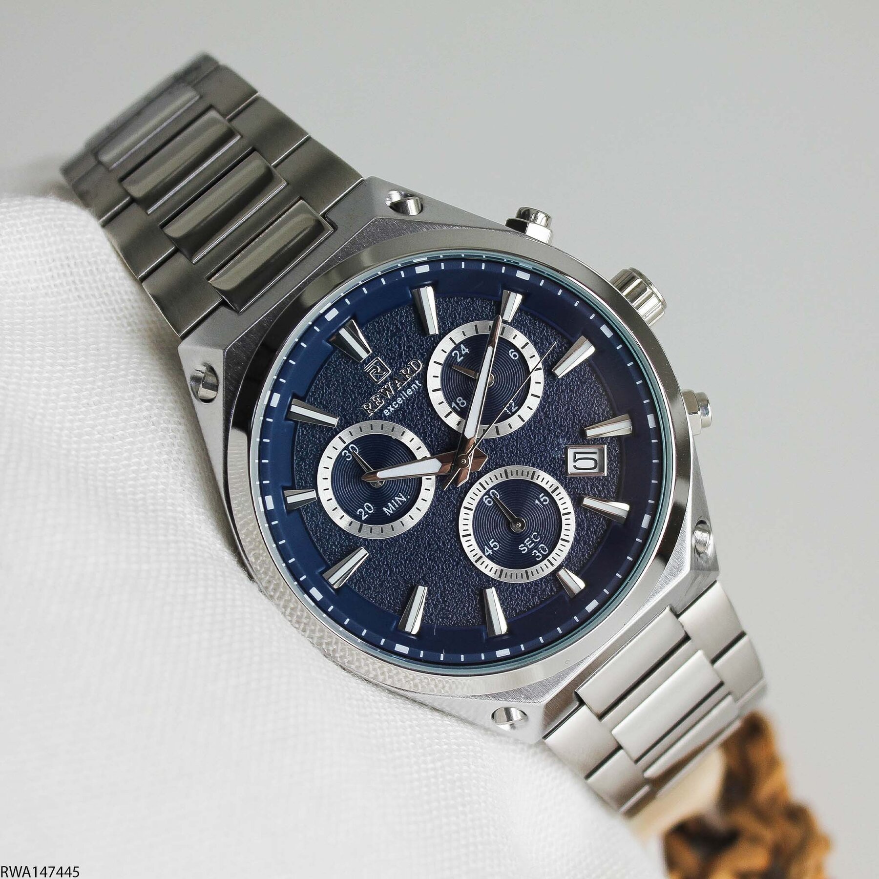 Reward RWA147154 Steel Strap Men Watch