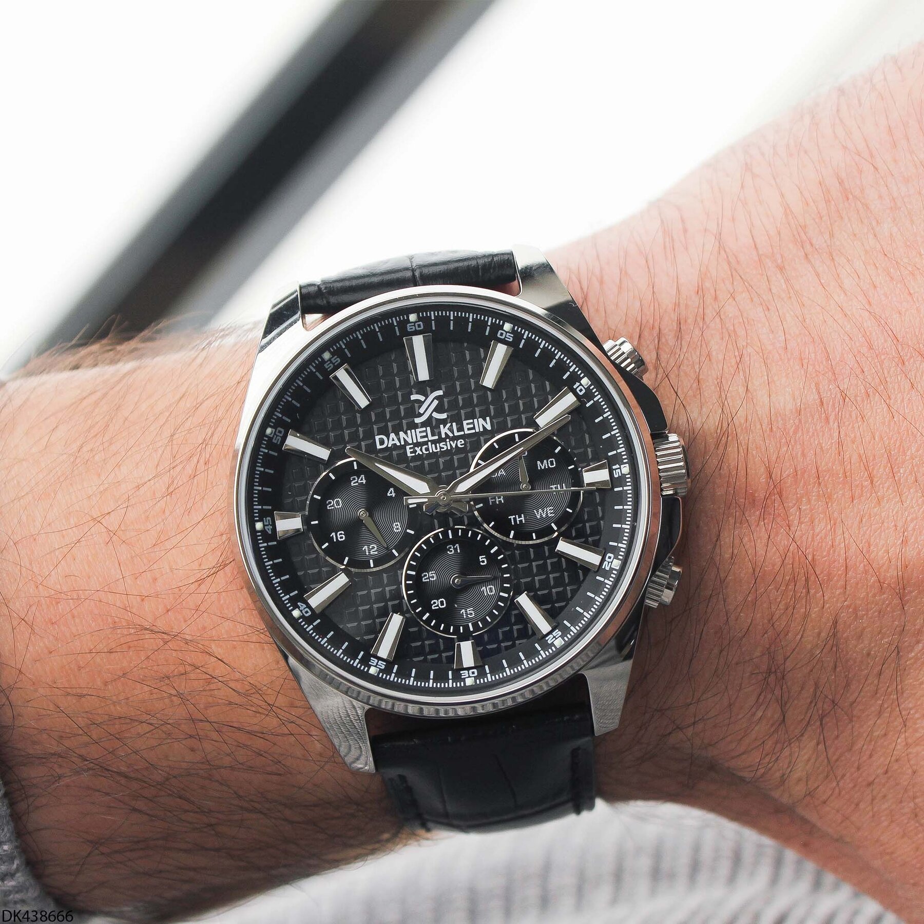 Daniel Klein DK438666 Deri Kordonlu Erkek Kol Saati