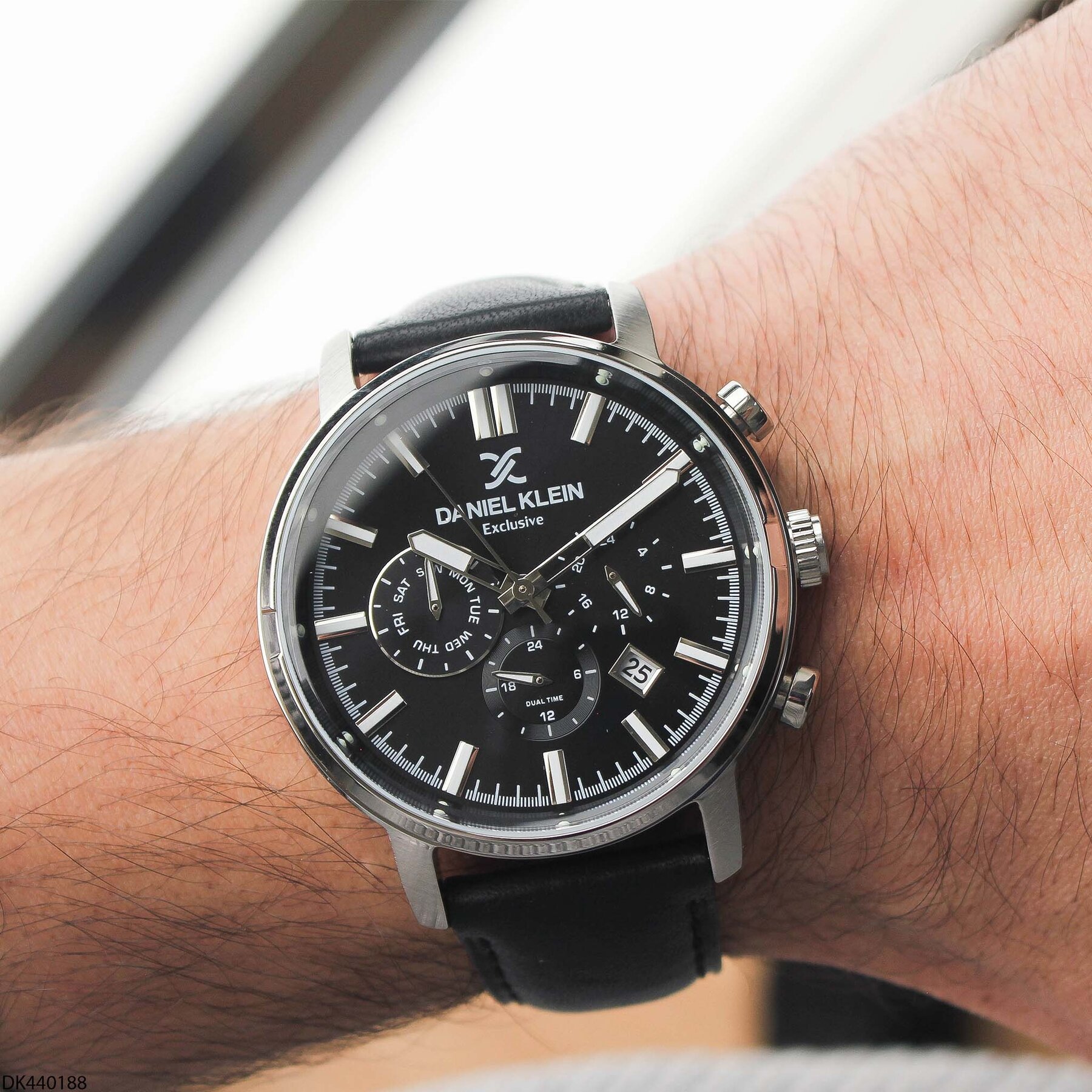 Daniel Klein DK440188 Deri Kordonlu Erkek Kol Saati