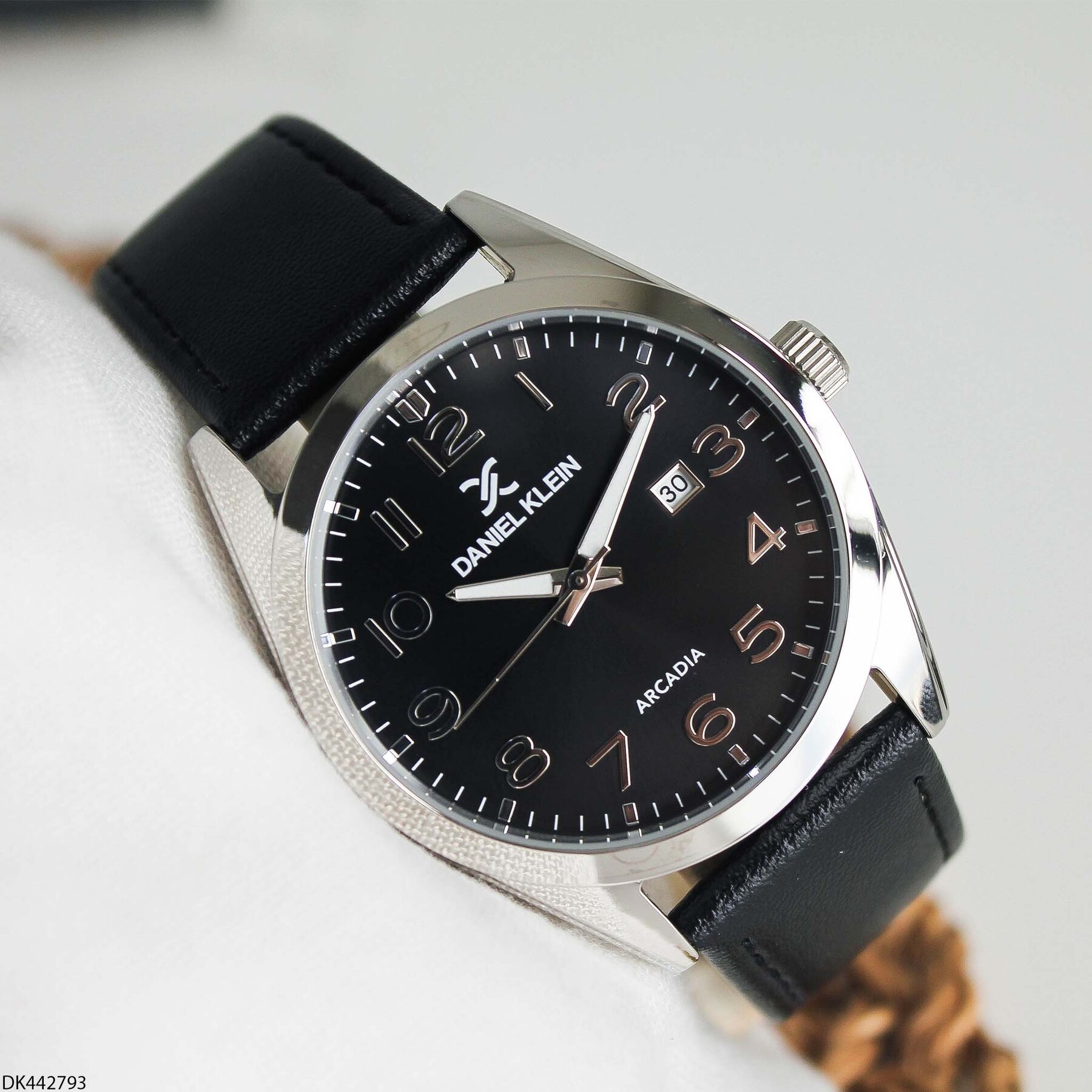 Daniel Klein DK442793 Deri Kordonlu Erkek Kol Saati