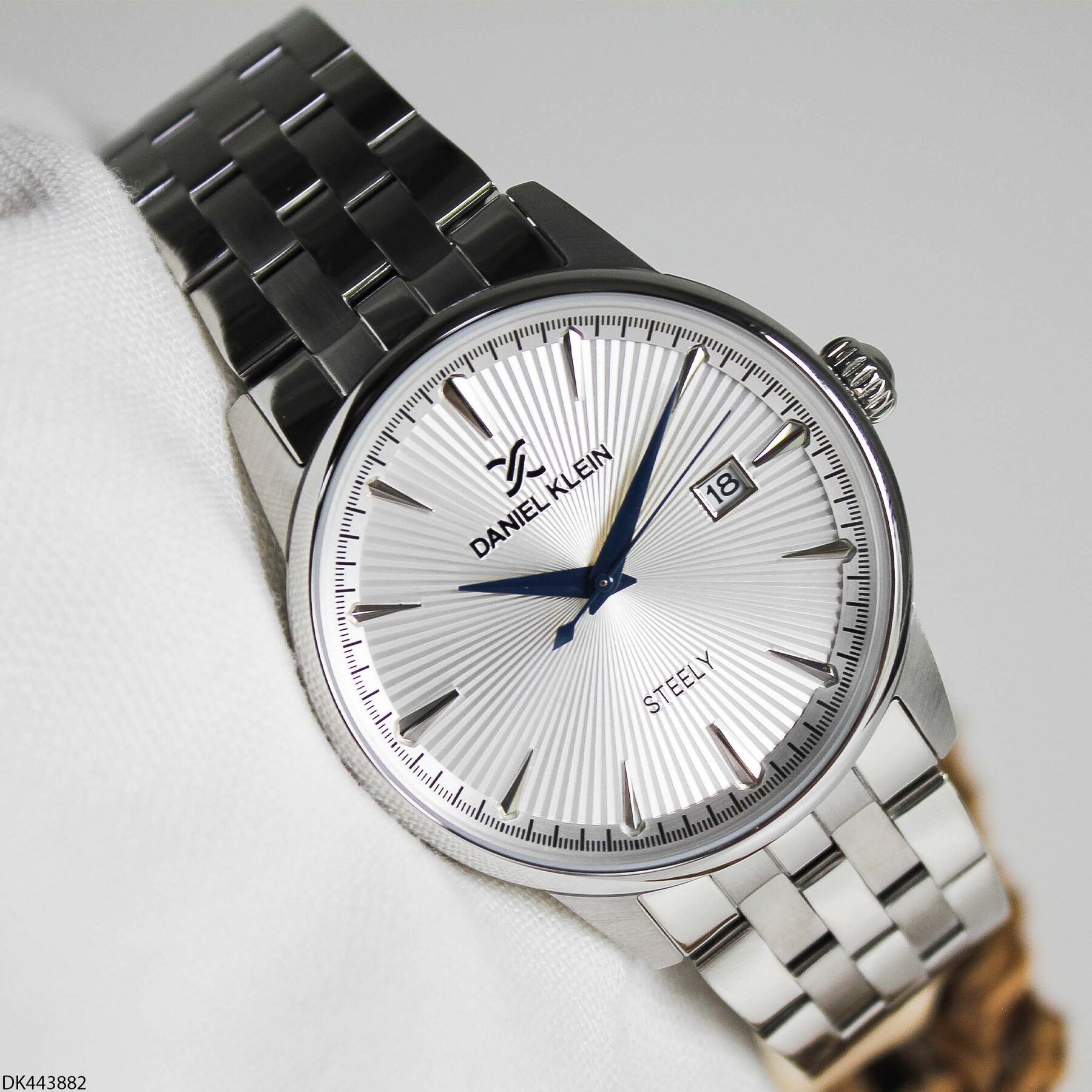 Daniel Klein DK443882 Çelik Kordonlu Erkek Kol Saati