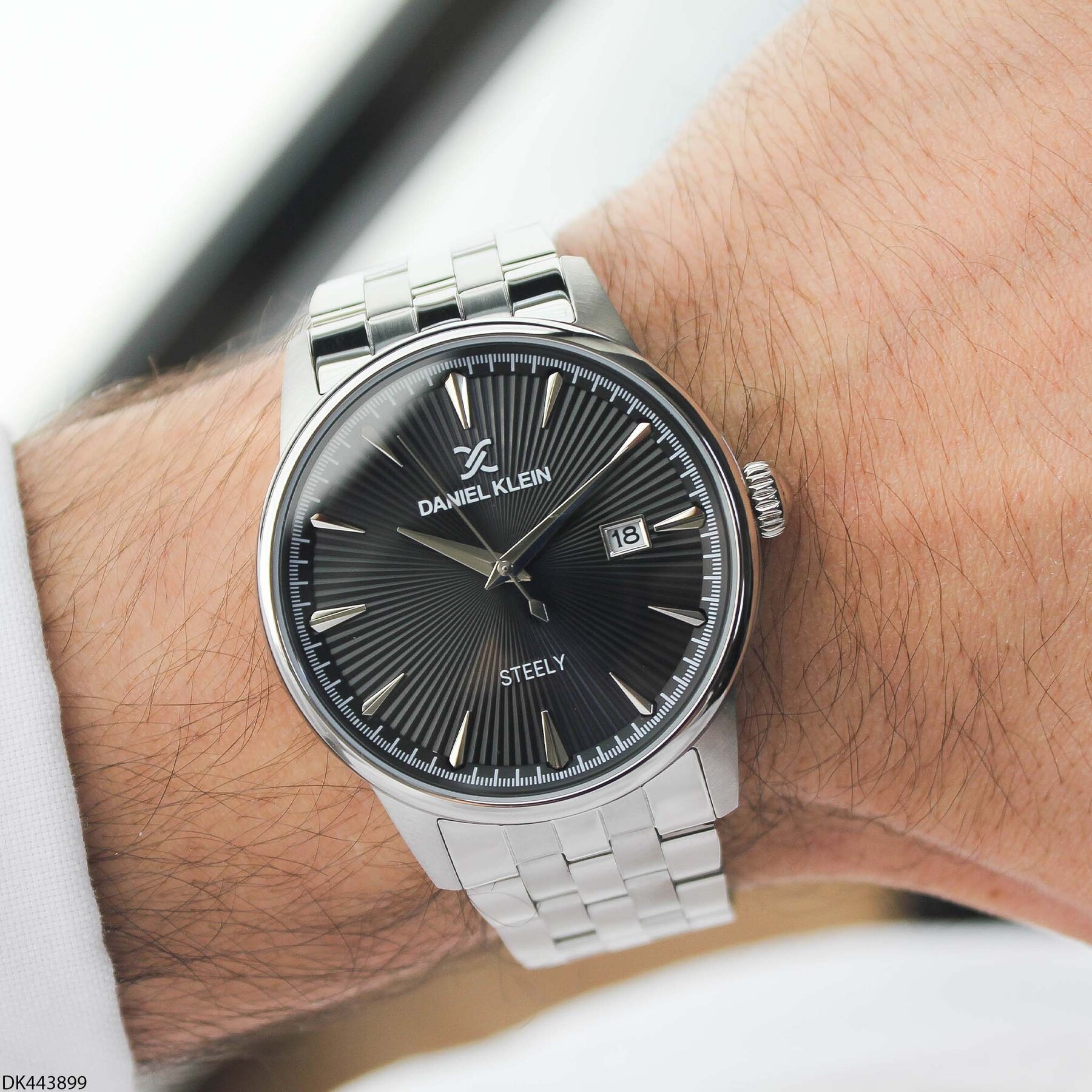 Daniel Klein DK443899 Çelik Kordonlu Erkek Kol Saati