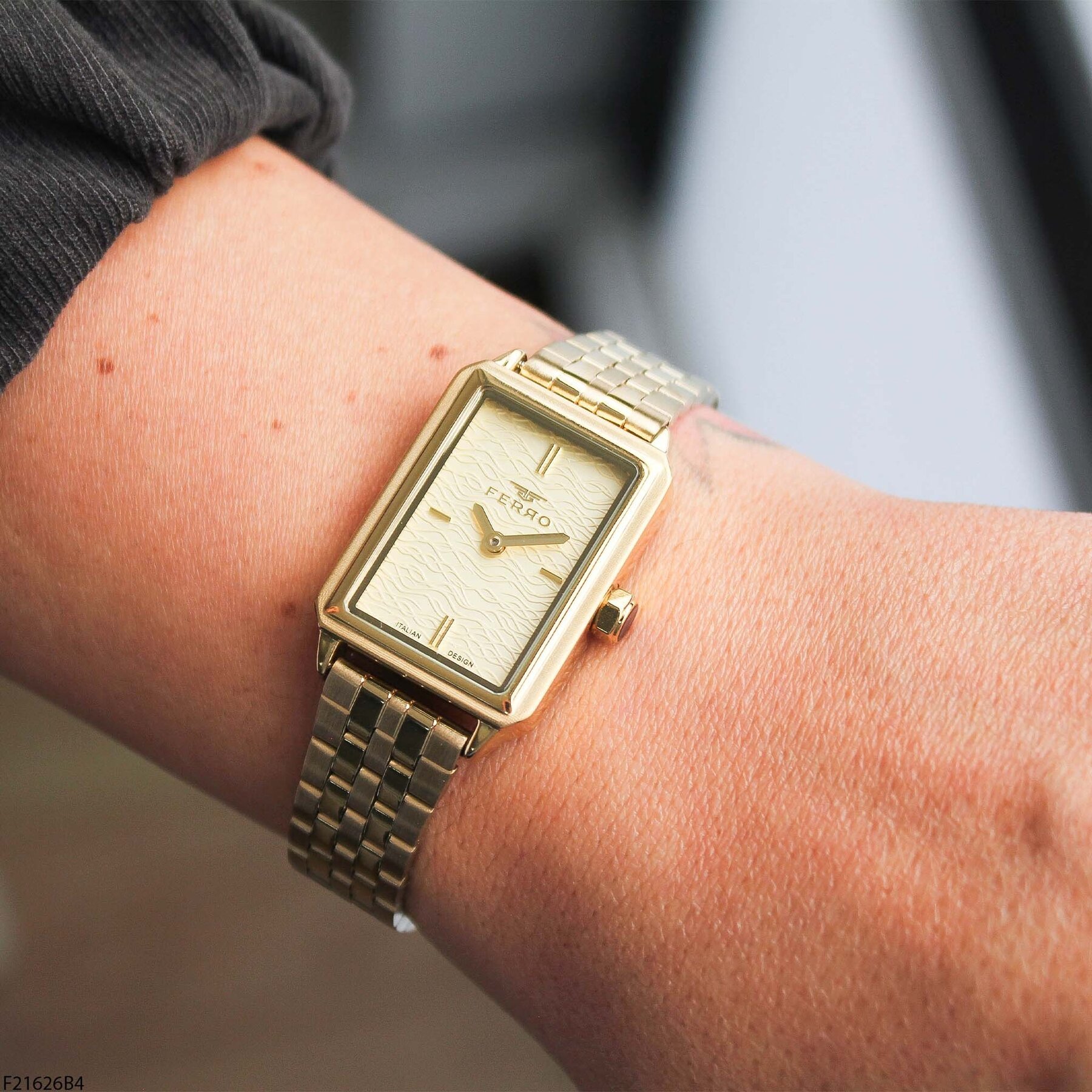 Ferro F21626B4 Çelik Kordonlu Kadın Kol Saati Kordon Hediyeli