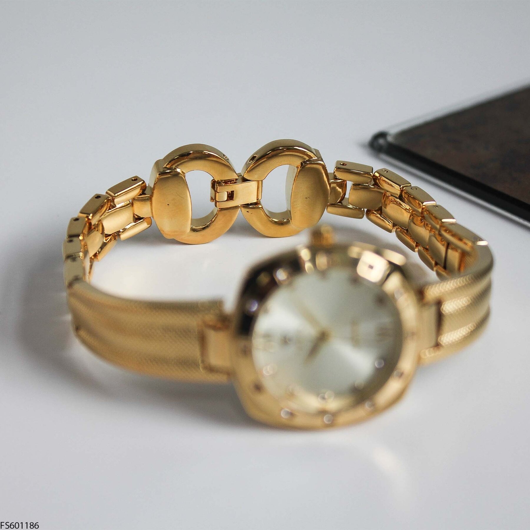 Fiesta FS601186 Çelik Kordonlu Kadın Kol Saati