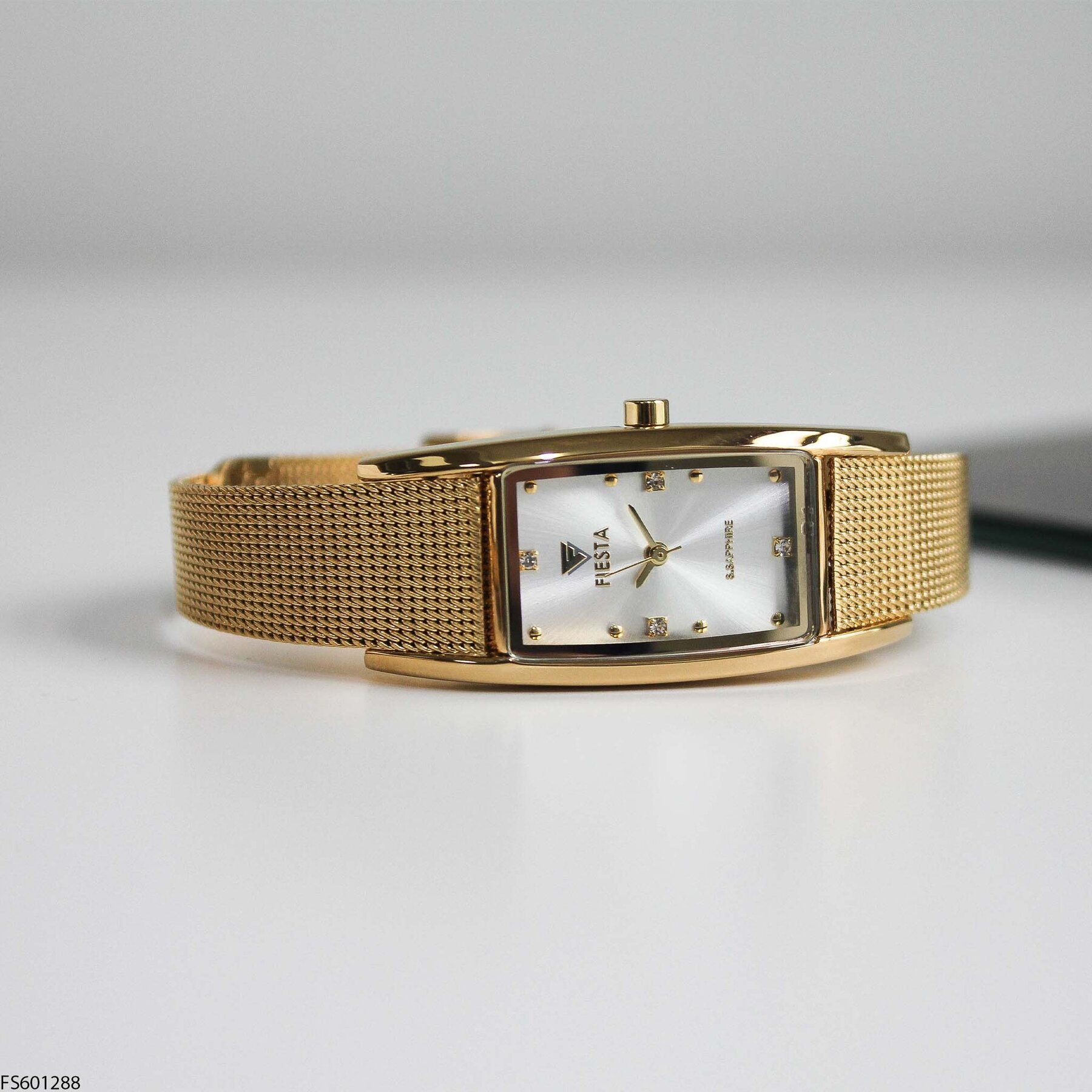 Fiesta FS601288 Çelik Hasır Kordonlu Kadın Kol Saati