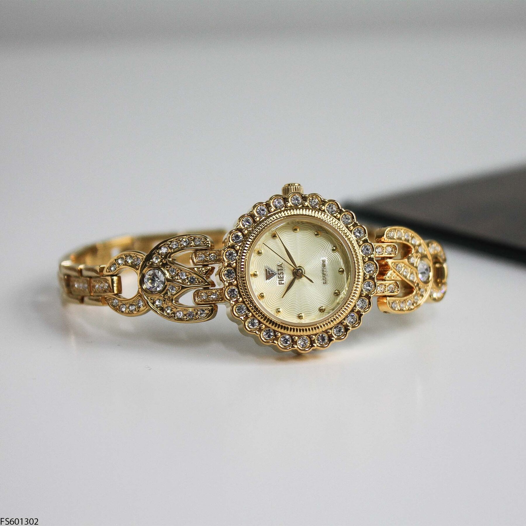 Fiesta FS601302 Çelik Kordonlu Kadın Kol Saati