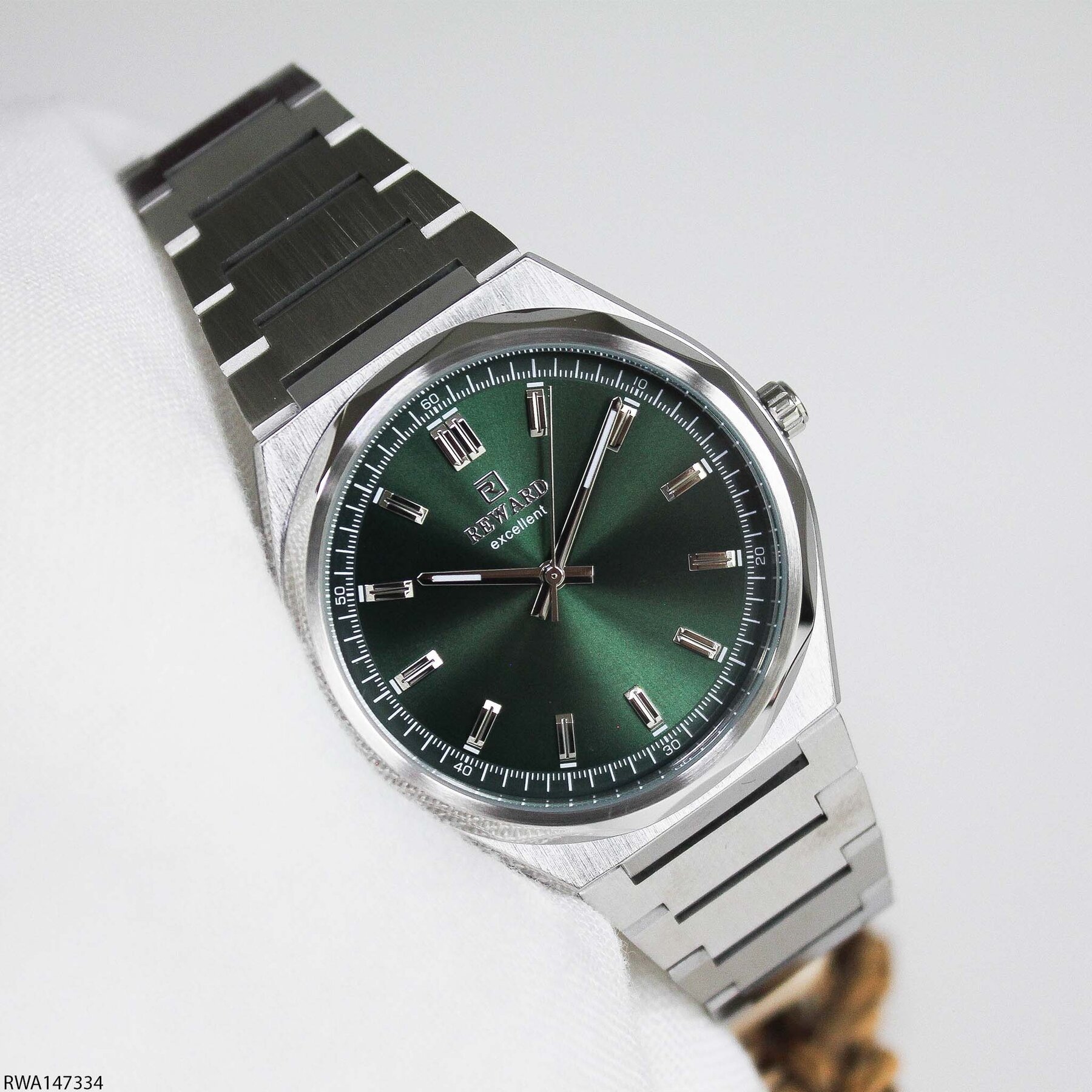 Reward RWA147154 Steel Strap Men Watch